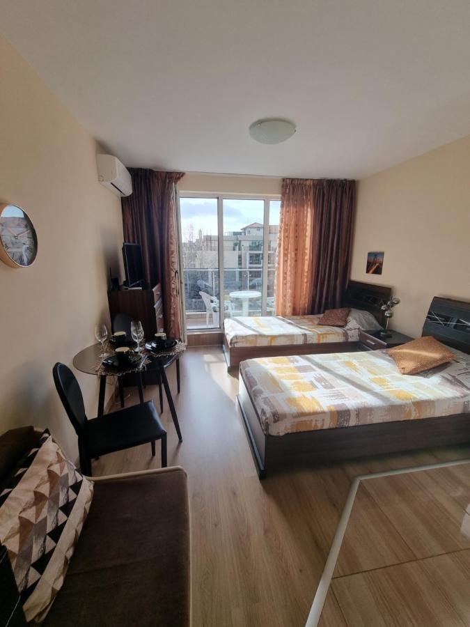 Apartamento Deluxe Admiral Plaza Sunny Beach Exterior foto